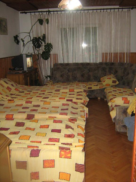 Guča 谷卡旅馆酒店 客房 照片